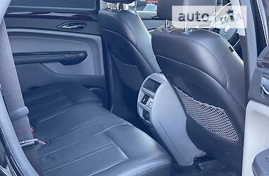 Внедорожник / Кроссовер Cadillac SRX 2010 в 