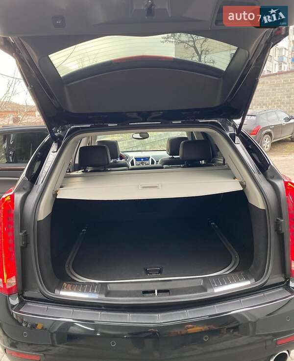 Позашляховик / Кросовер Cadillac SRX 2010 в Миколаєві