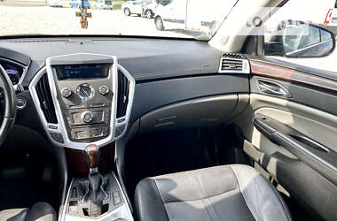 Позашляховик / Кросовер Cadillac SRX 2010 в Львові