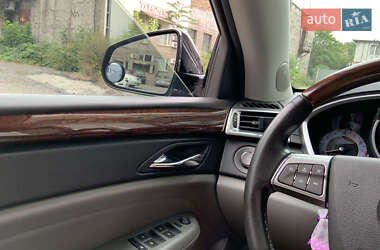 Внедорожник / Кроссовер Cadillac SRX 2011 в 