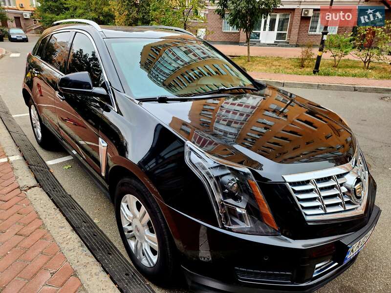 Позашляховик / Кросовер Cadillac SRX 2013 в Києві