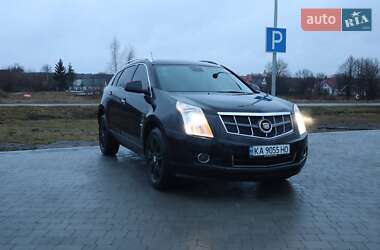 Внедорожник / Кроссовер Cadillac SRX 2011 в 