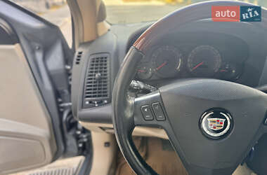 Внедорожник / Кроссовер Cadillac SRX 2004 в 