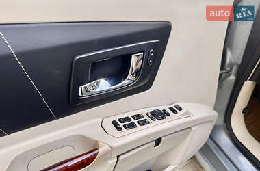 Внедорожник / Кроссовер Cadillac SRX 2004 в 