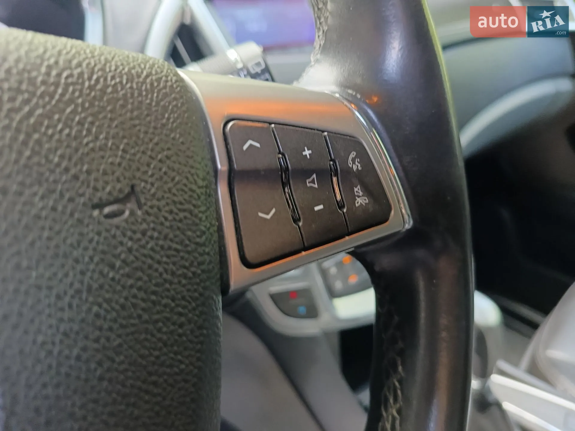 2010 Cadillac SRX - мініатюра 38