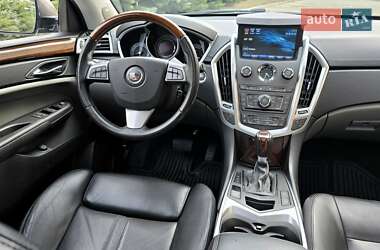 Позашляховик / Кросовер Cadillac SRX 2010 в 