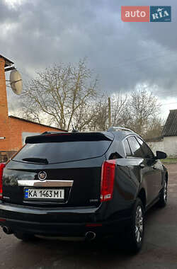 Внедорожник / Кроссовер Cadillac SRX 2015 в 