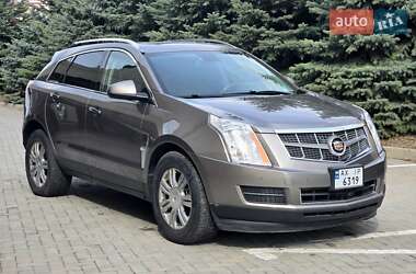 Внедорожник / Кроссовер Cadillac SRX 2010 в 