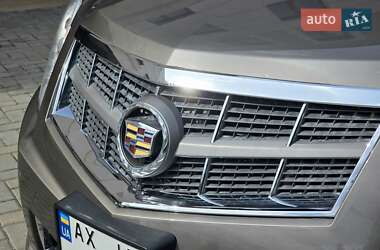 Внедорожник / Кроссовер Cadillac SRX 2010 в 
