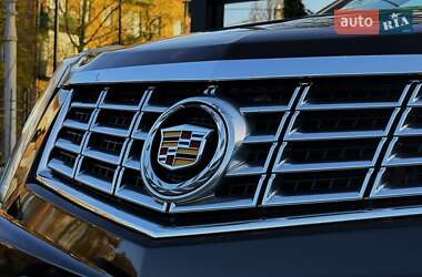 Внедорожник / Кроссовер Cadillac SRX 2014 в 