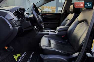 Внедорожник / Кроссовер Cadillac SRX 2014 в 
