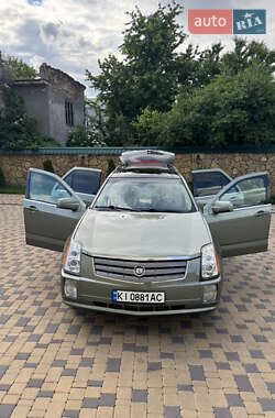 Универсал Cadillac SRX 2004 в 
