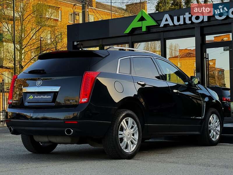 Позашляховик / Кросовер Cadillac SRX 2014 в Києві