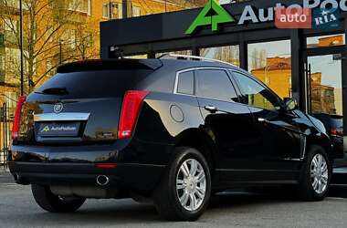 Позашляховик / Кросовер Cadillac SRX 2014 в 