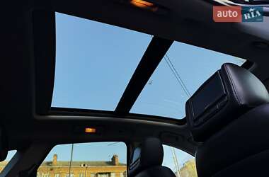 Позашляховик / Кросовер Cadillac SRX 2014 в 