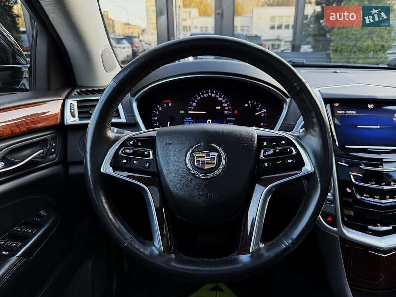Позашляховик / Кросовер Cadillac SRX 2014 в Києві