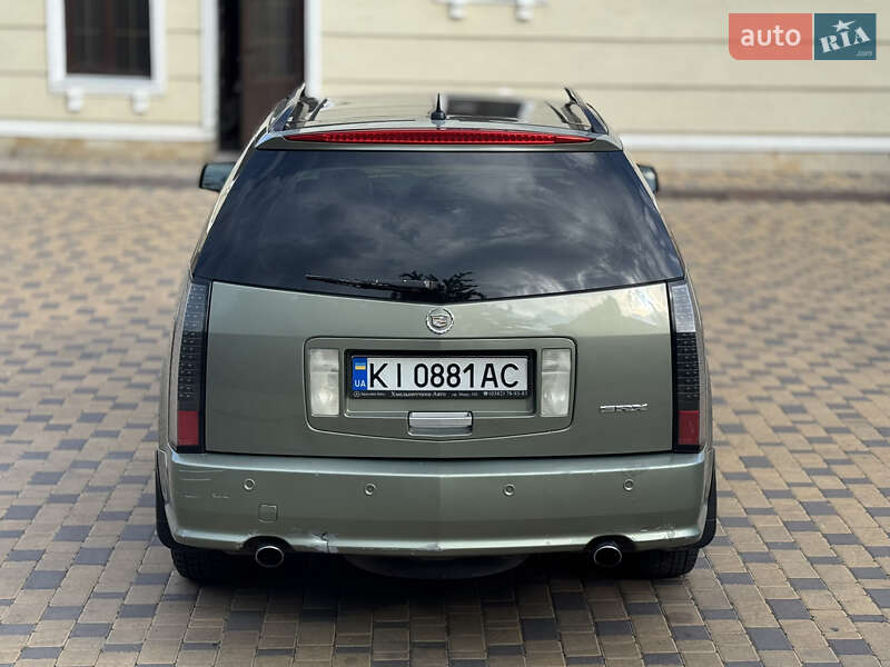 Внедорожник / Кроссовер Cadillac SRX 2004 в Могилев-Подольске