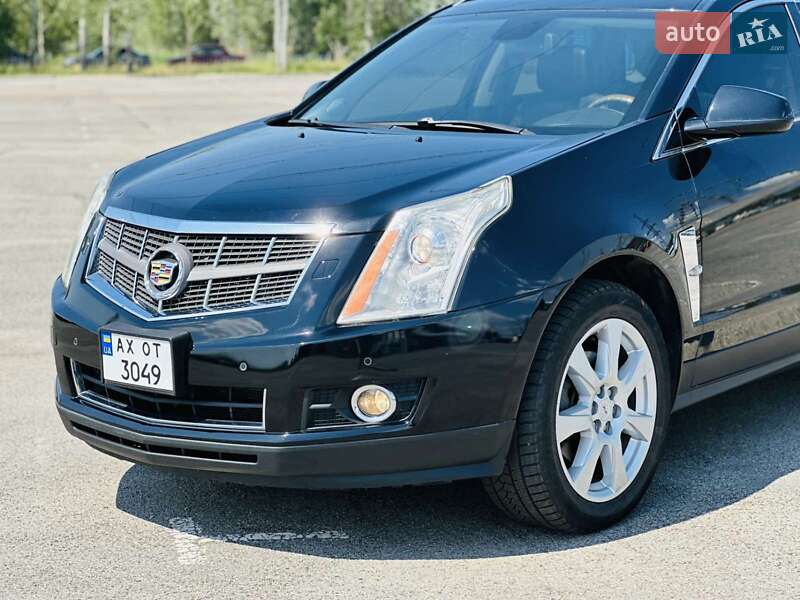 Позашляховик / Кросовер Cadillac SRX 2011 в Харкові