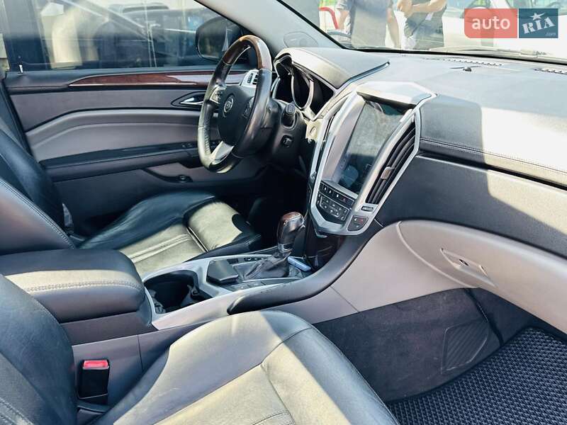 Позашляховик / Кросовер Cadillac SRX 2011 в Харкові