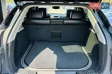 Позашляховик / Кросовер Cadillac SRX 2011 в 