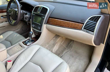 Позашляховик / Кросовер Cadillac SRX 2008 в 