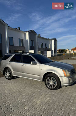 Позашляховик / Кросовер Cadillac SRX 2004 в 