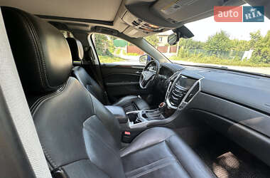 Внедорожник / Кроссовер Cadillac SRX 2013 в 