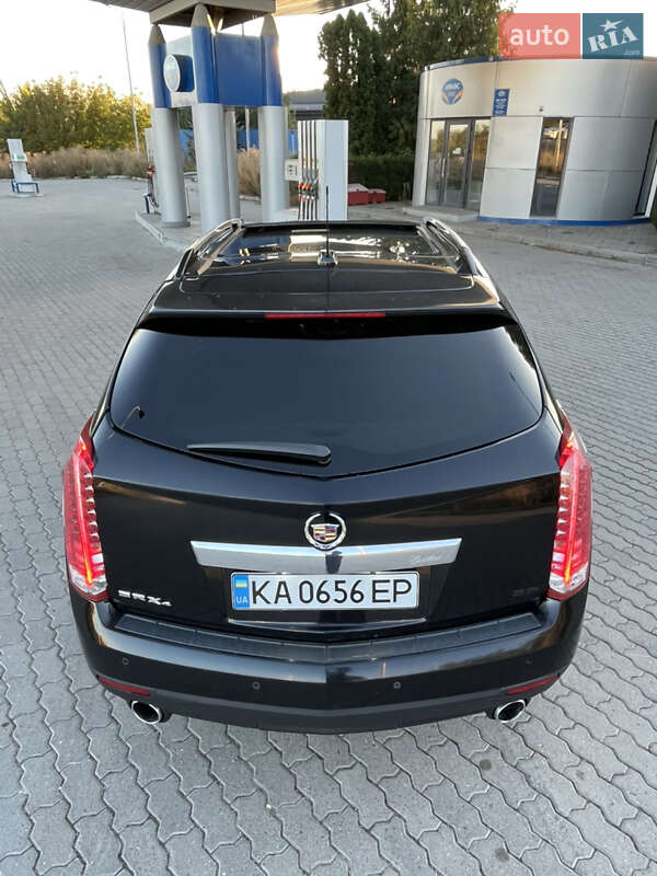 Внедорожник / Кроссовер Cadillac SRX 2015 в Жмеринке