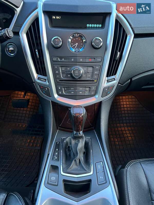 Внедорожник / Кроссовер Cadillac SRX 2010 в Чернигове фото 13 Внедорожник / Кроссовер Cadillac SRX 2010 в Чернигове