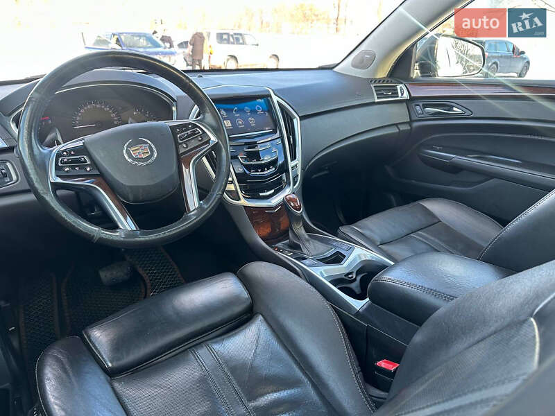 Универсал Cadillac SRX 2012 в Киеве