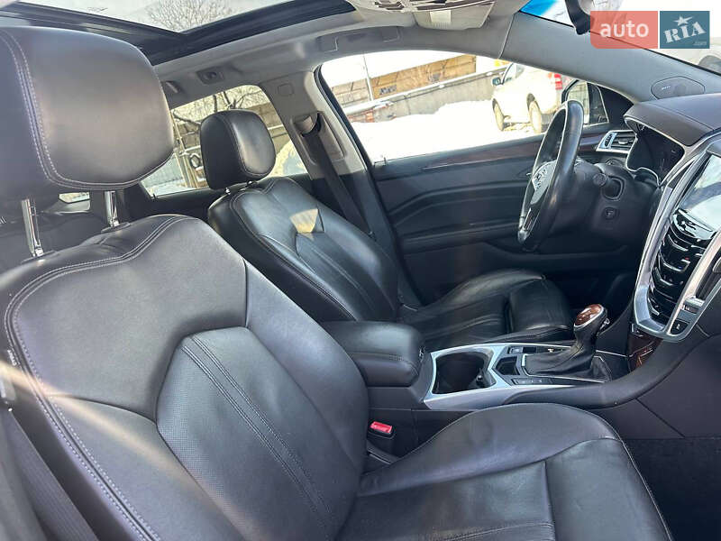 Универсал Cadillac SRX 2012 в Киеве