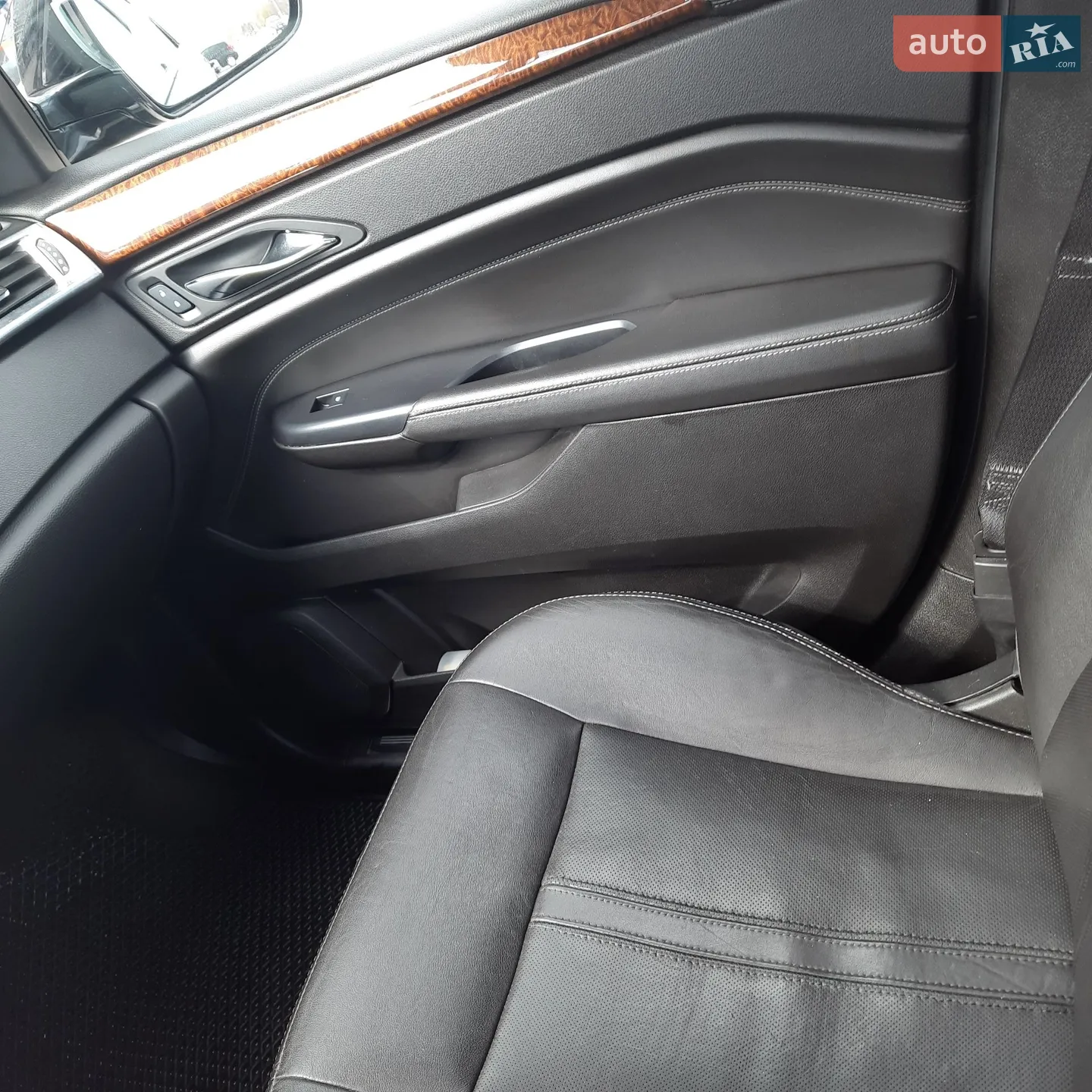 2013 Cadillac SRX - мініатюра 16