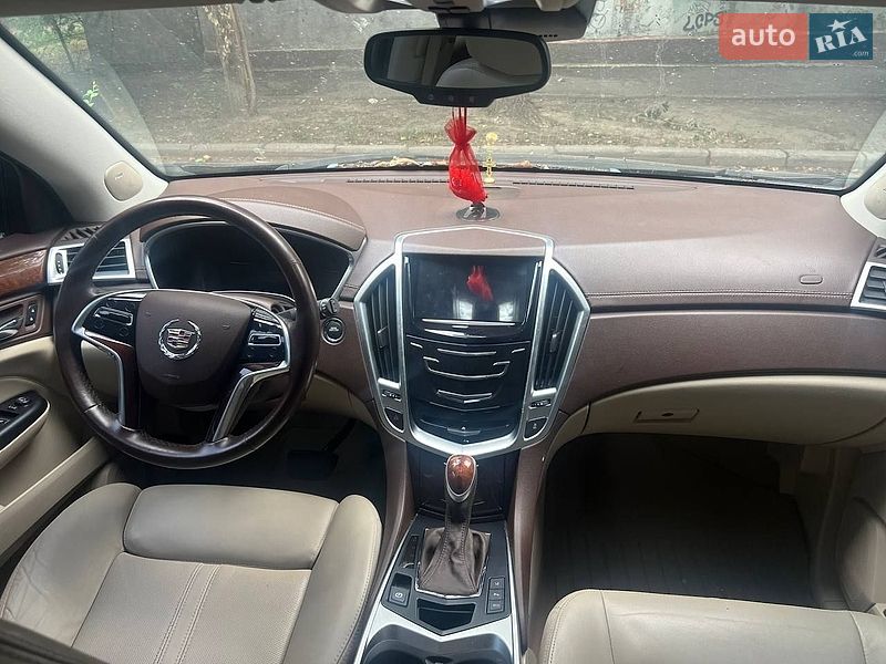 Внедорожник / Кроссовер Cadillac SRX 2015 в Запорожье фото 4 Внедорожник / Кроссовер Cadillac SRX 2015 в Запорожье
