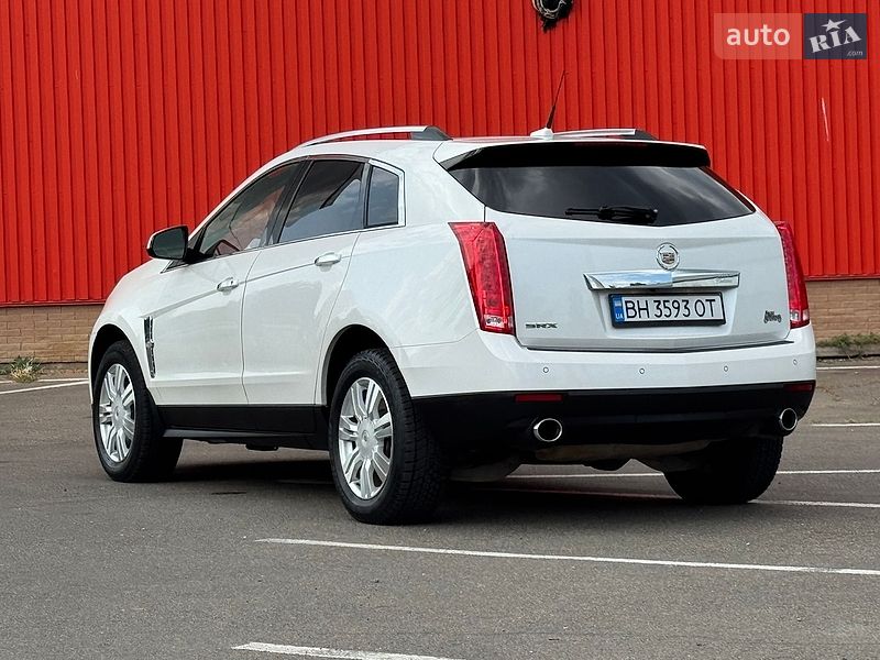 Внедорожник / Кроссовер Cadillac SRX 2011 в Одессе