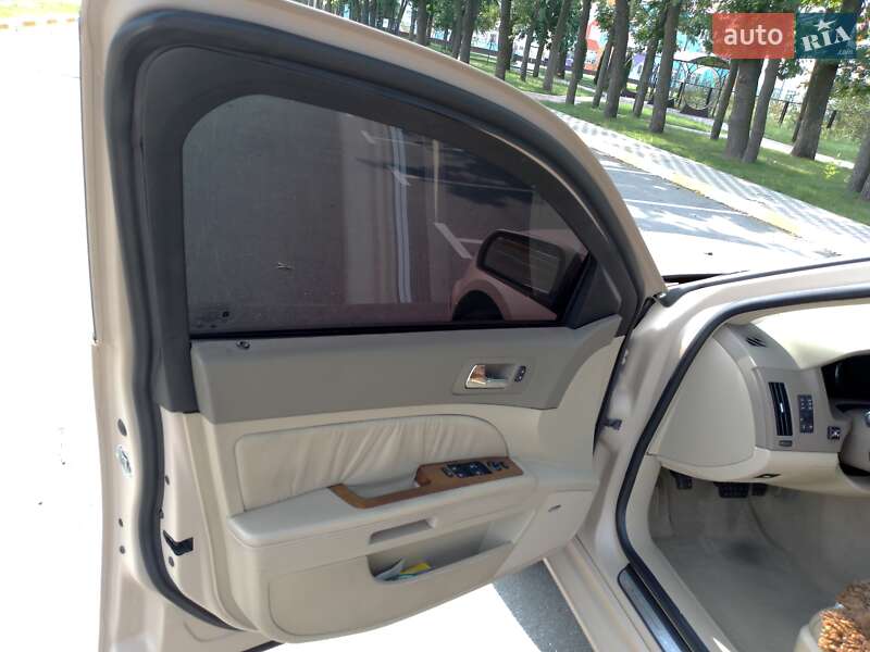 Седан Cadillac STS 2005 в Киеве