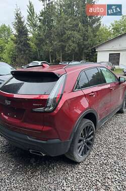 Позашляховик / Кросовер Cadillac XT4 2022 в 