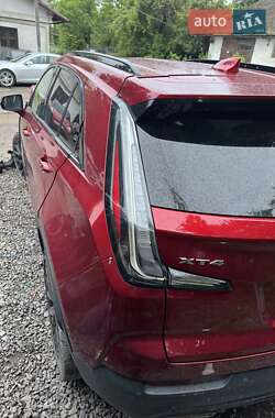 Позашляховик / Кросовер Cadillac XT4 2022 в 