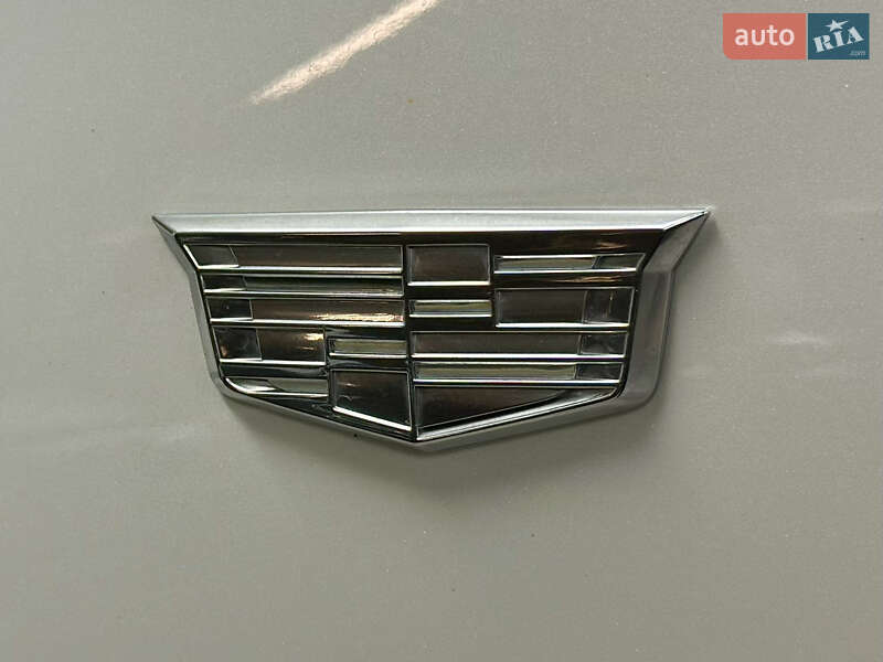 Позашляховик / Кросовер Cadillac XT4 2022 в Києві