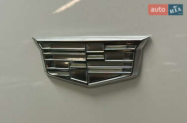 Внедорожник / Кроссовер Cadillac XT4 2022 в 