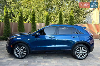 Внедорожник / Кроссовер Cadillac XT4 2019 в 