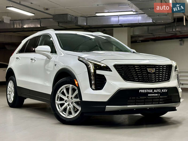 Внедорожник / Кроссовер Cadillac XT4 2022 в Киеве