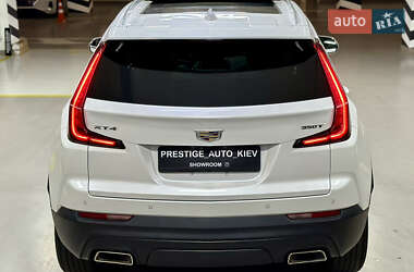 Внедорожник / Кроссовер Cadillac XT4 2022 в 