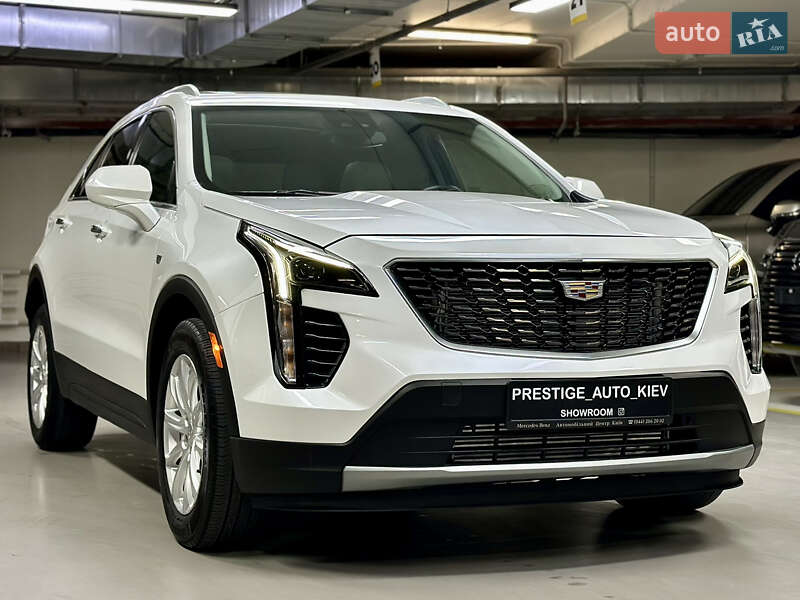Внедорожник / Кроссовер Cadillac XT4 2022 в Киеве