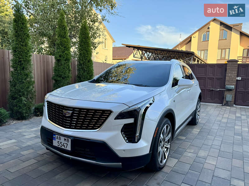 Внедорожник / Кроссовер Cadillac XT4 2019 в Виннице
