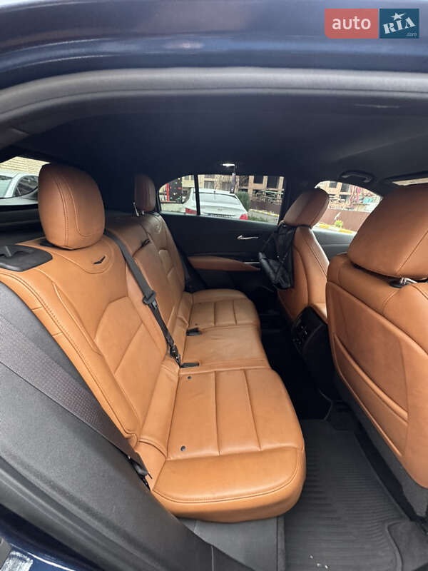 Внедорожник / Кроссовер Cadillac XT4 2018 в Ирпене фото 12 Внедорожник / Кроссовер Cadillac XT4 2018 в Ирпене