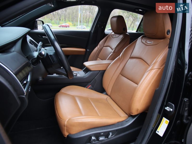 Позашляховик / Кросовер Cadillac XT4 2019 в Харкові