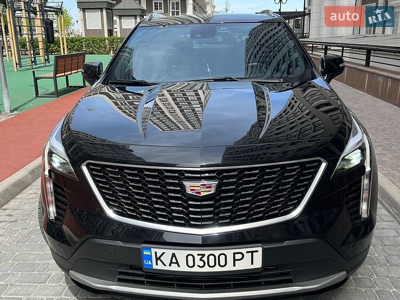Внедорожник / Кроссовер Cadillac XT4 2020 в Киеве