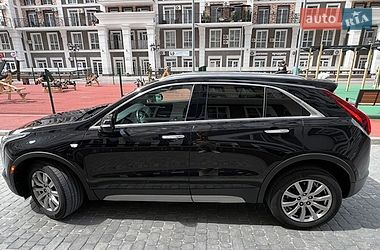 Внедорожник / Кроссовер Cadillac XT4 2020 в Киеве