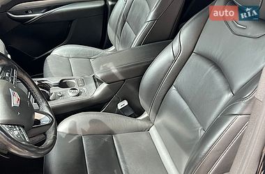 Внедорожник / Кроссовер Cadillac XT4 2020 в Киеве