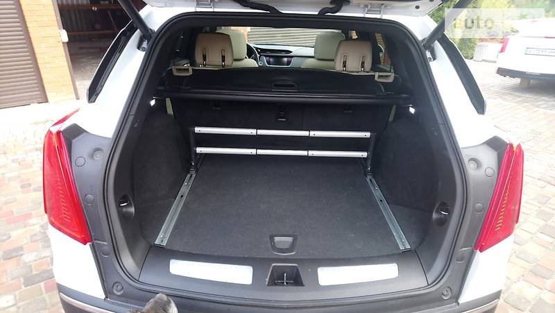 Позашляховик / Кросовер Cadillac XT5 2017 в Василькові